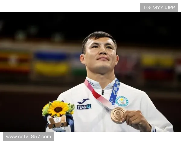 拳击组织年度颁奖礼举行,徐雀入选亚洲最佳教练提名 拳击组织年度颁奖礼举行,徐雀入选亚洲最佳教练提名